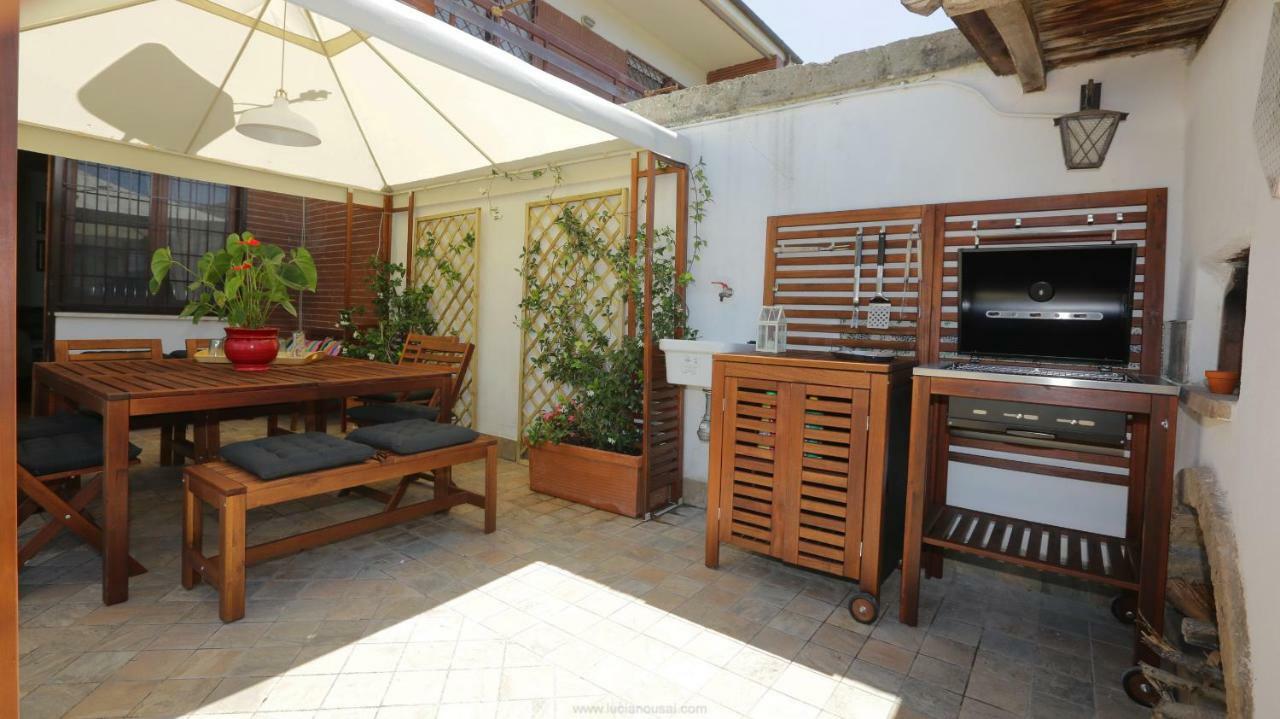 Spaziosa Villa Bifamiliare Campagnano Di Roma Exterior foto